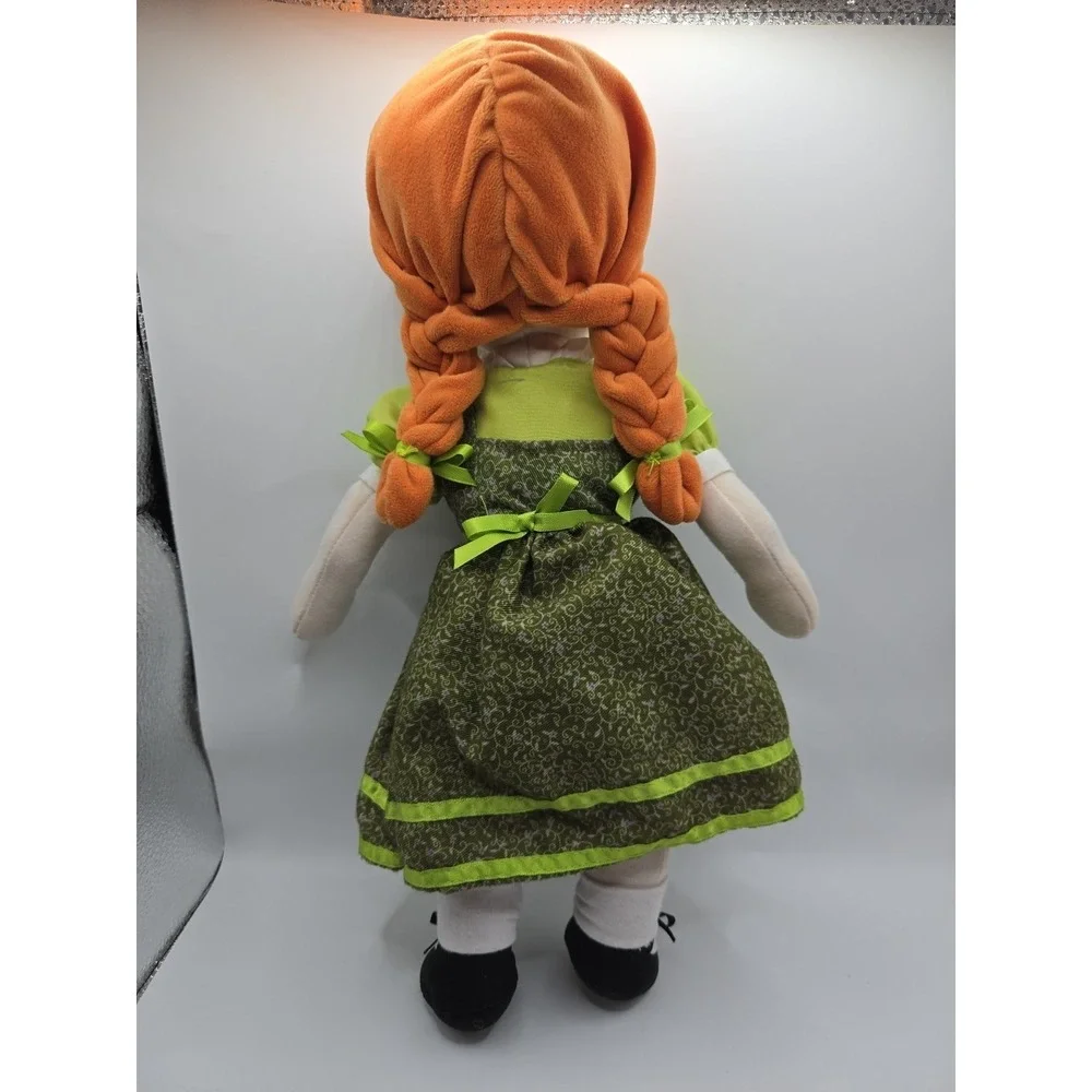 Frozen Broadway Musical Anna  15